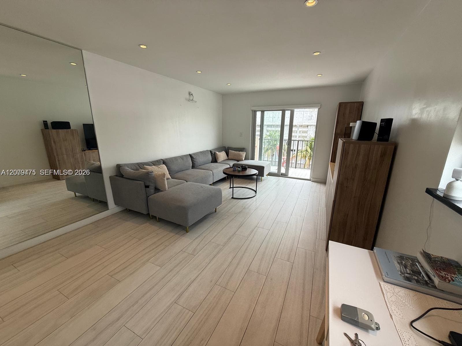 COLLINS VISTA CONDO · #406 in Miami Beach - Photo 6