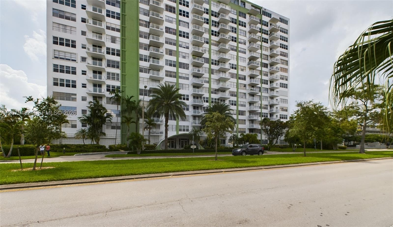 BAYVIEW TOWERS · #A707 in North Miami - Photo 1