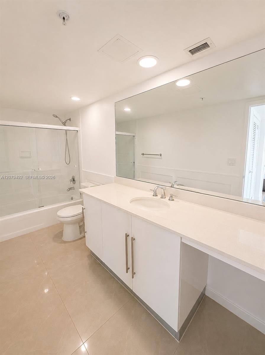 RESIDENCES ON HOLLYWOOD B · #200 in Hollywood - Photo 9