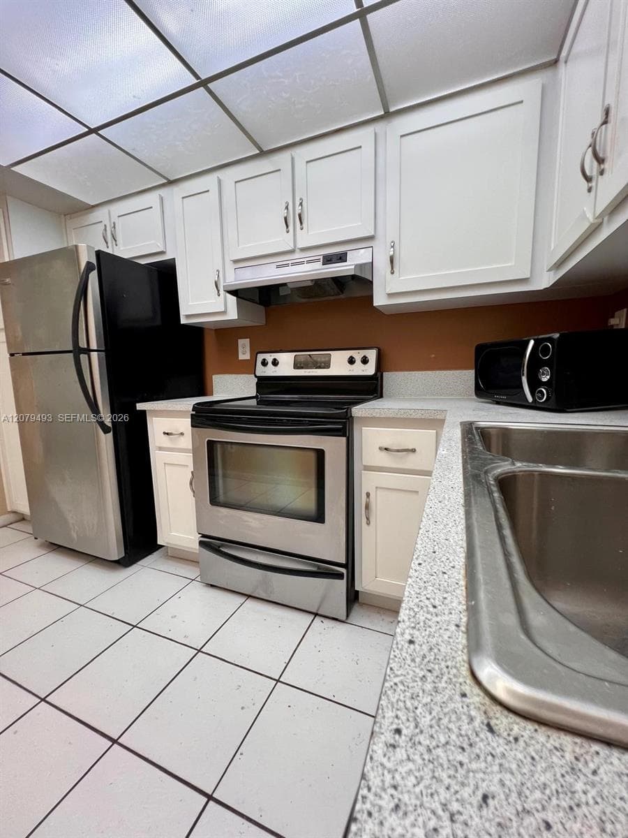 ELLINGTON AT COUNTY LINE · #411 in Miami Gardens - Photo 8
