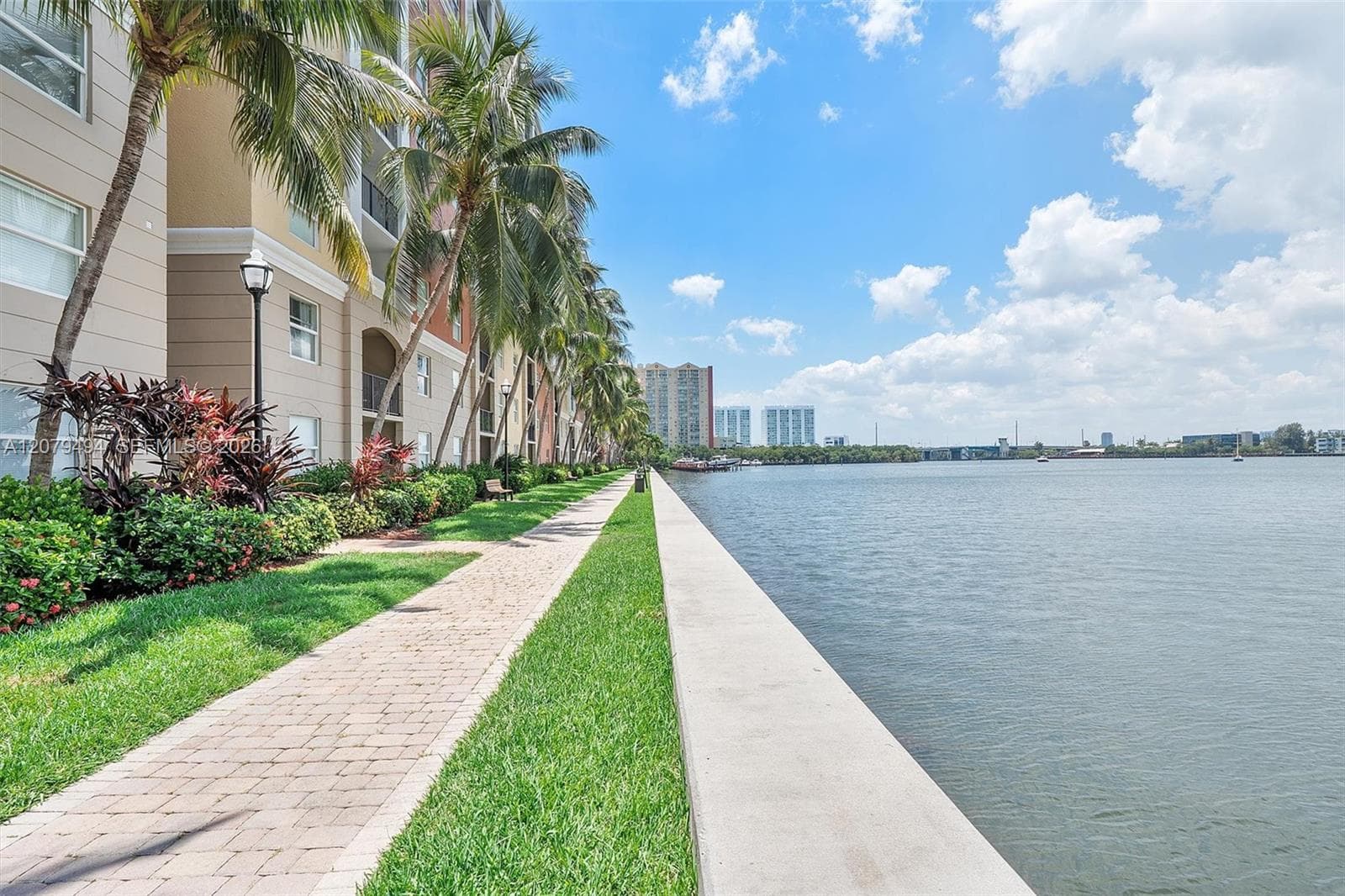 Porto Bellagio · #2619 in Sunny Isles Beach - Photo 3