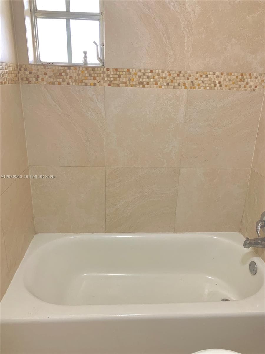 3 of 4 Primary Suite Bathroom.