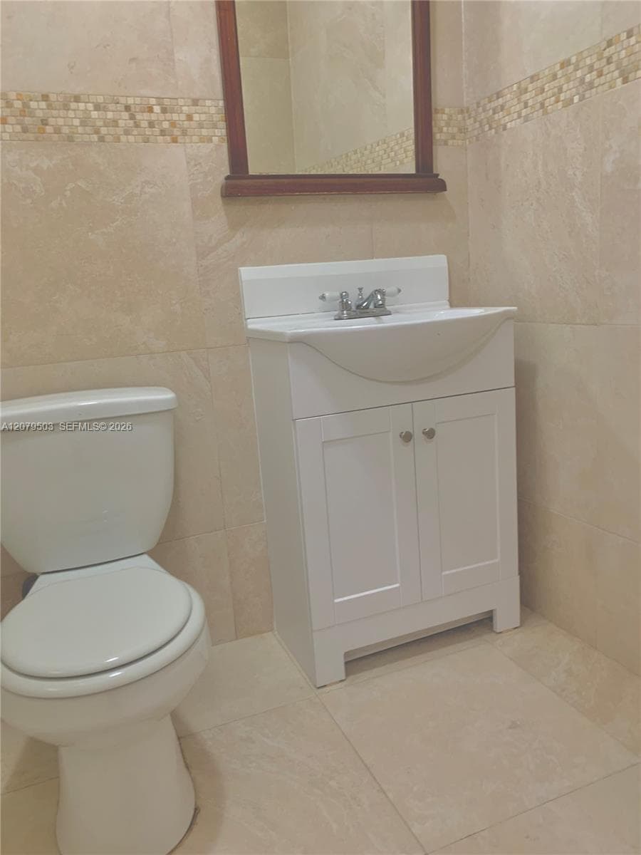 1 of 4 Primary Suite Bathroom.