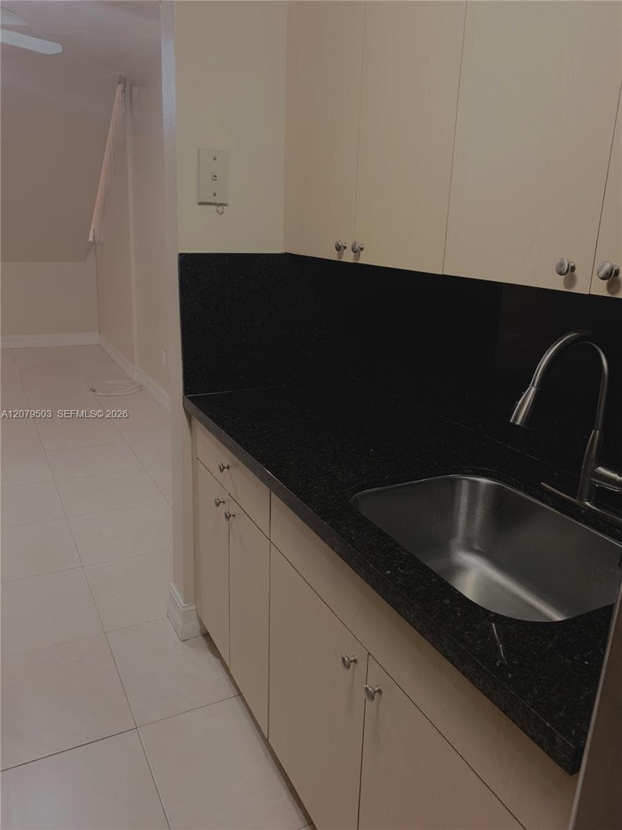 6 of 6 Photos of the Kitchen.