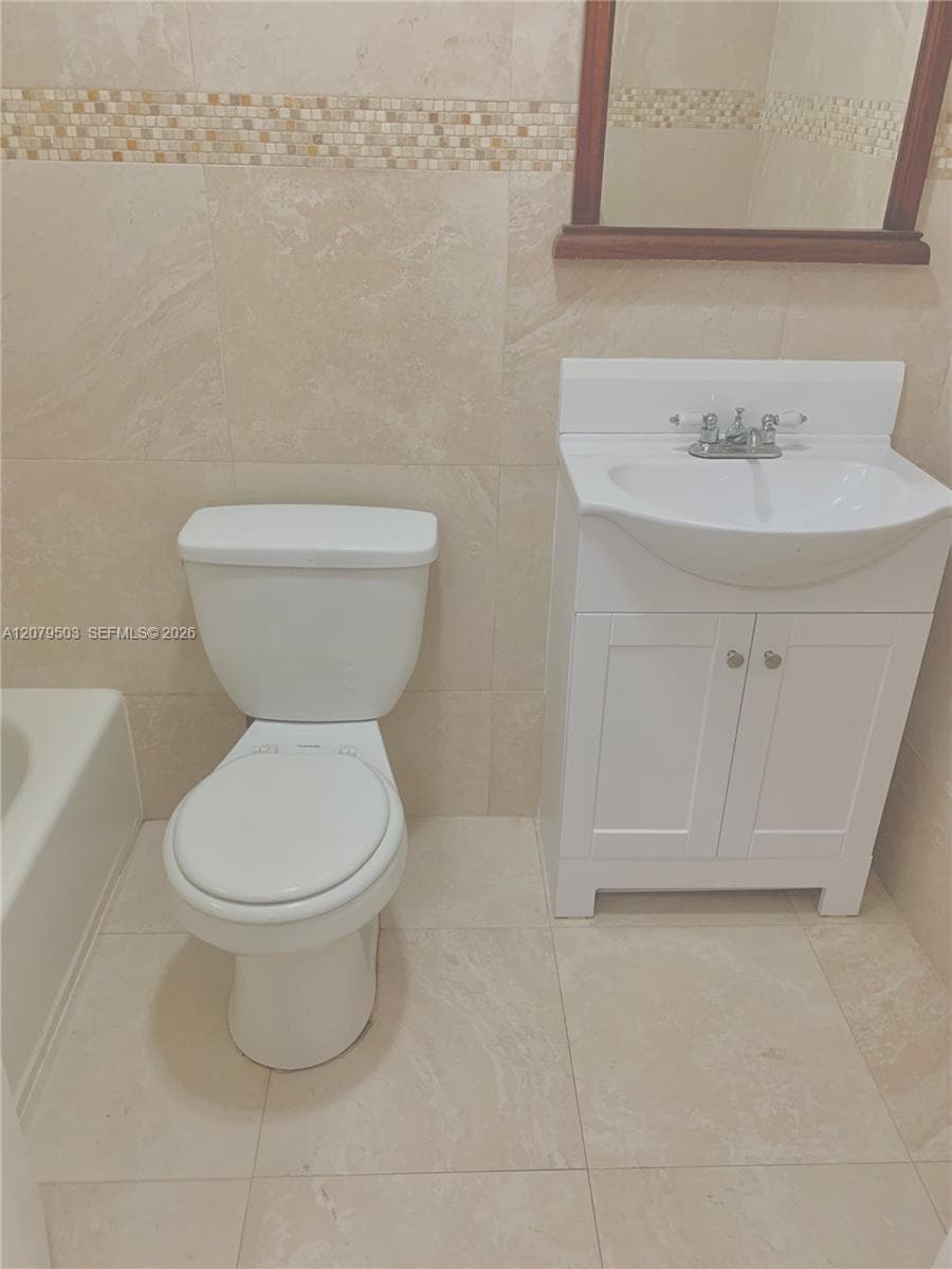 2 of 4 Primary Suite Bathroom.