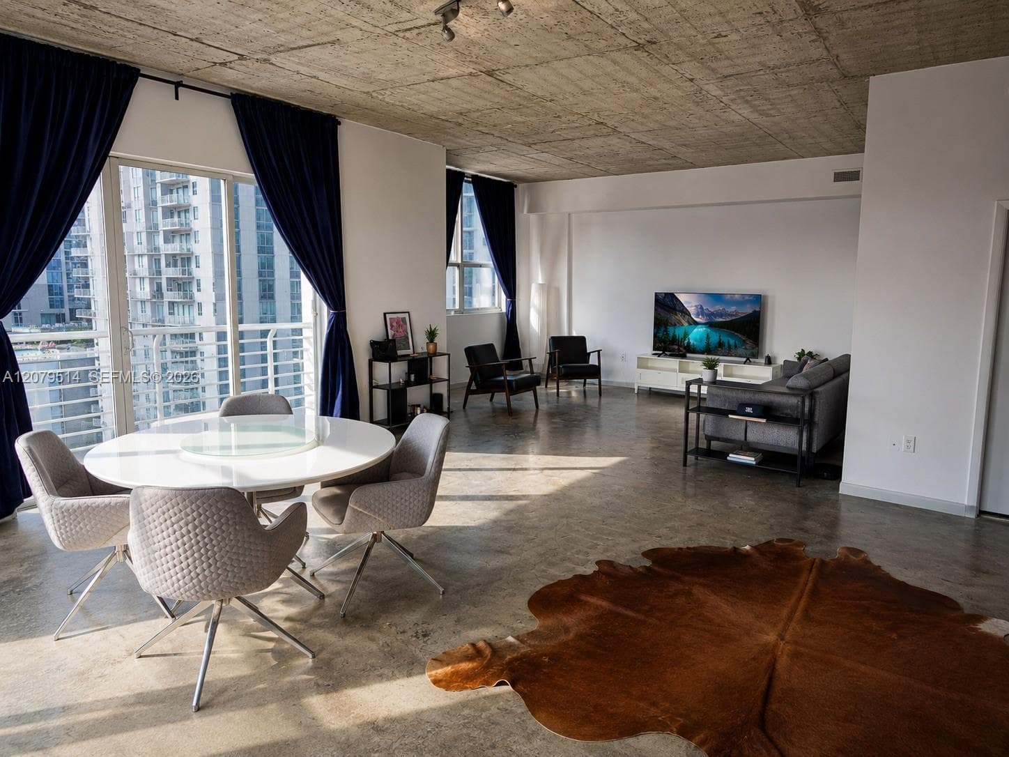 Loft Downtown II · #2113 in Miami - Photo 3