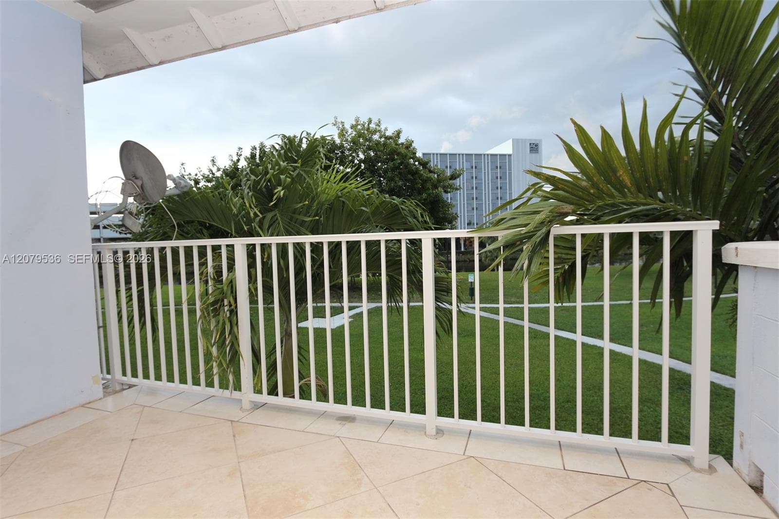 VILLAGE AT DADELAND CONDO · #H208 in Miami - Photo 14