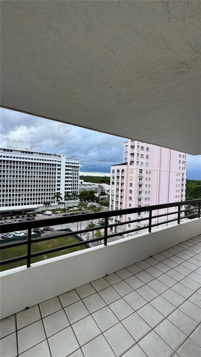 GRANADA PARK CONDO · #9E in Coral Gables - Photo 17