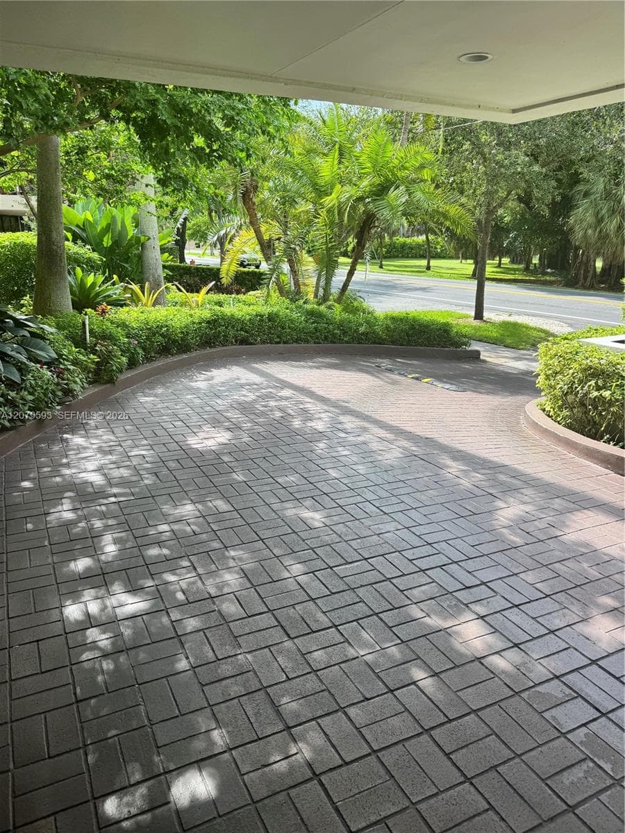 GRANADA PARK CONDO · #9E in Coral Gables - Photo 32
