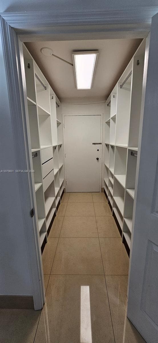 PLAZA DEL PRADO · #1501 in Aventura - Photo 24
