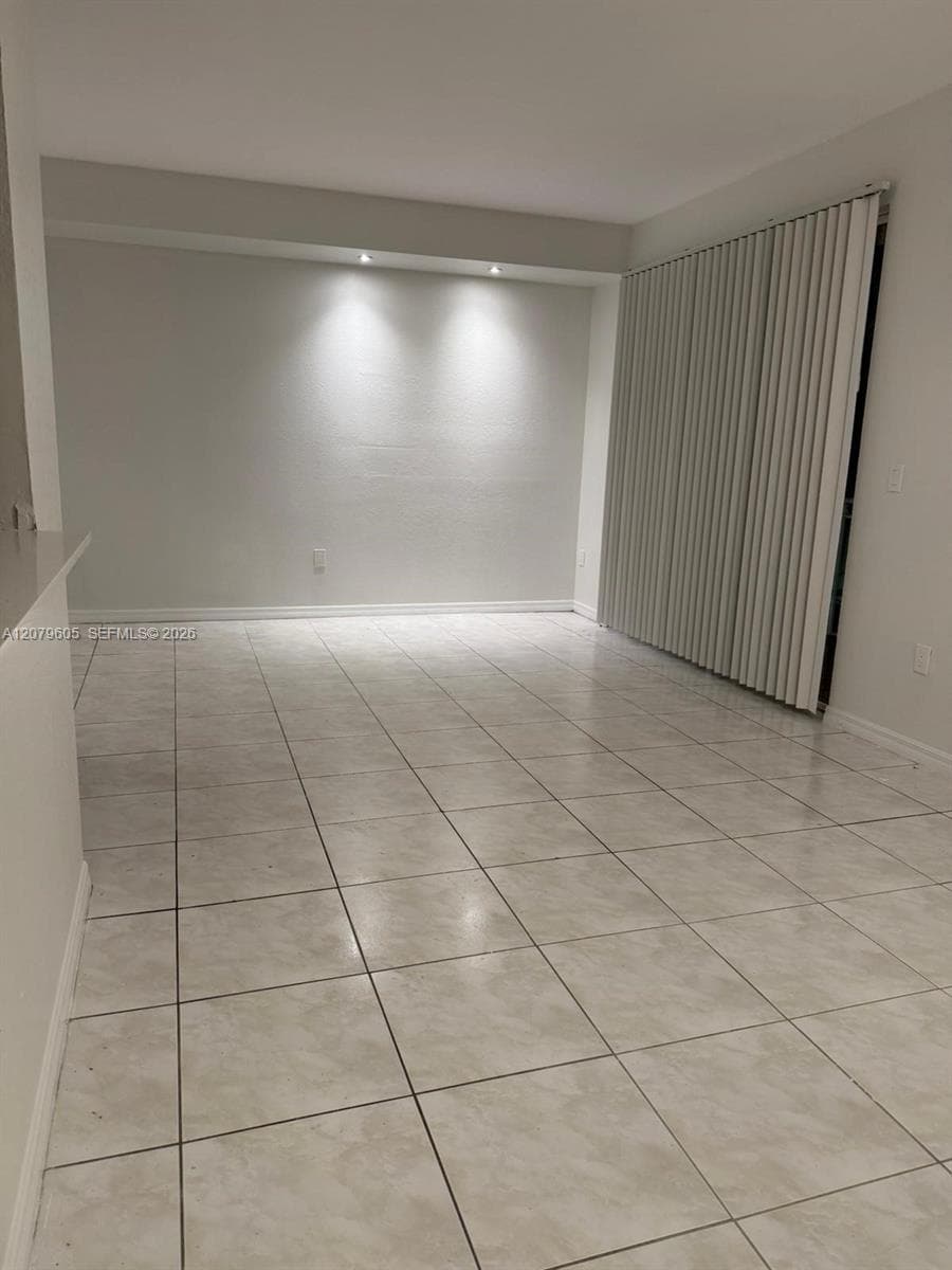 Century Park Condo · #208 in Miami - Photo 6