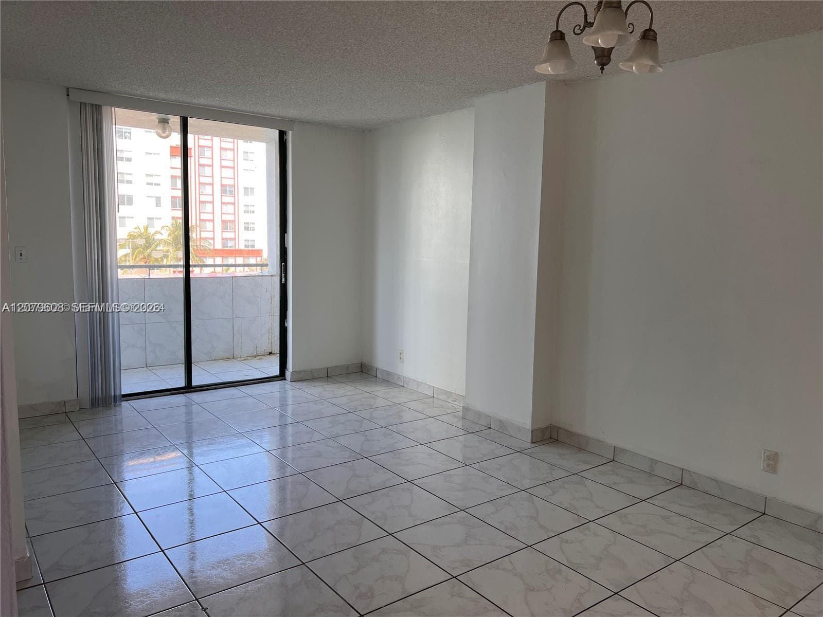 Rioplaza Condominium South · #611 in Miami - Photo 3