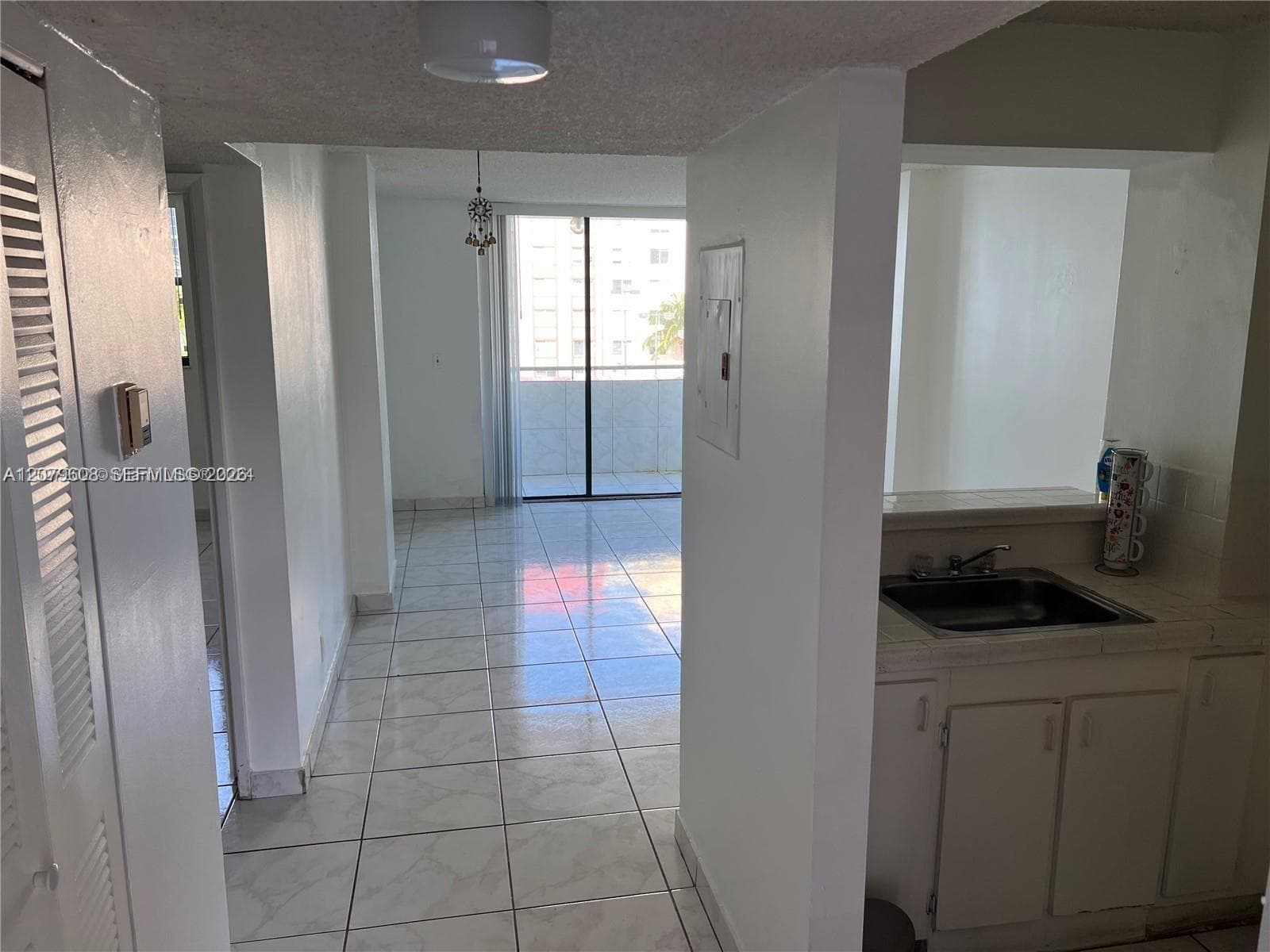 Rioplaza Condominium South · #611 in Miami - Photo 4