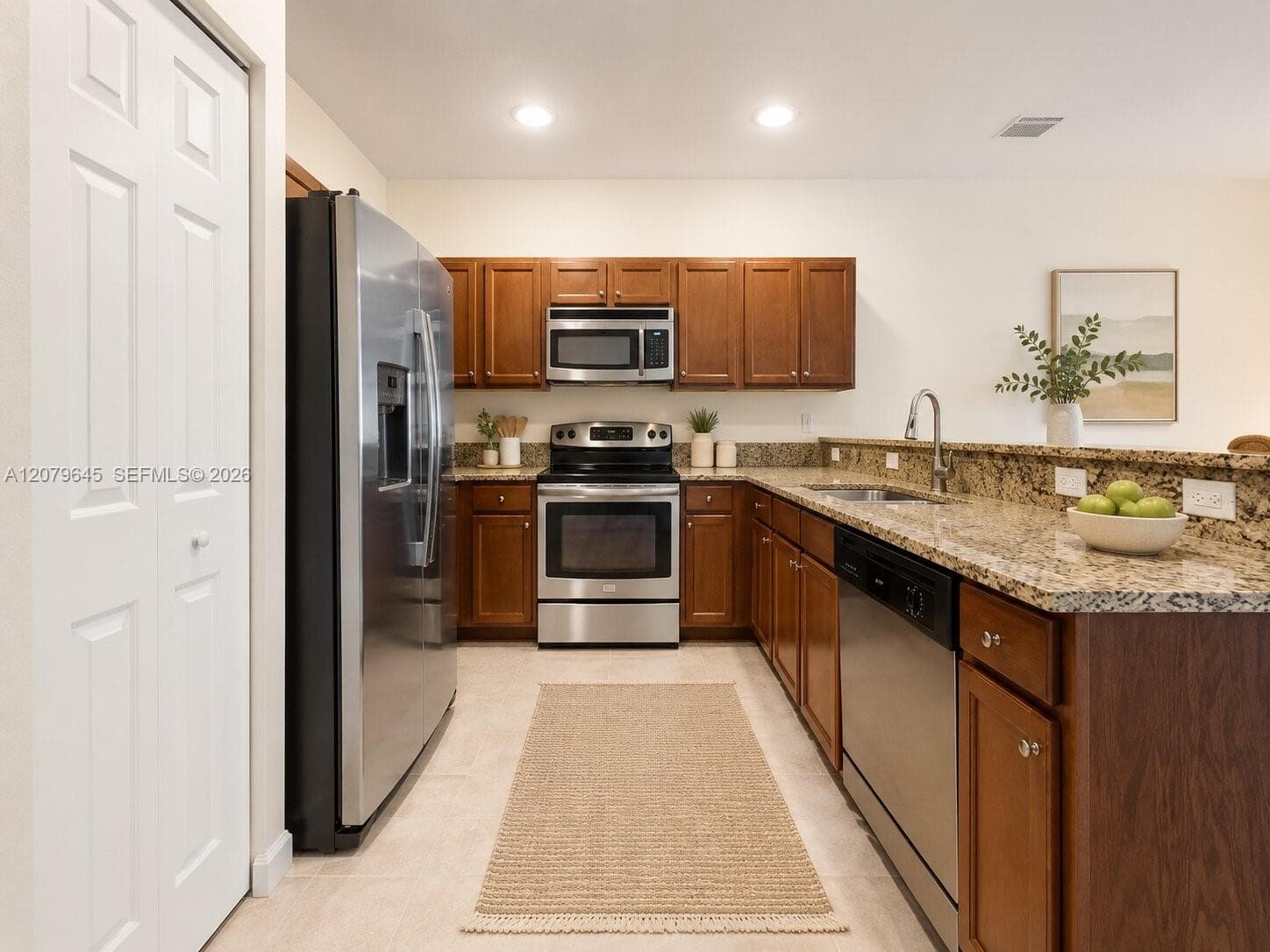 15075 SW 113th Ter photo 3