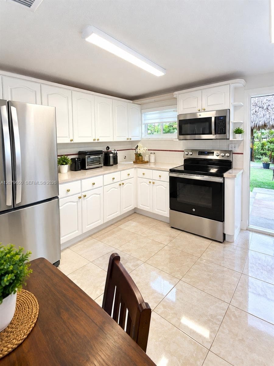 71 Coral Dr photo 14