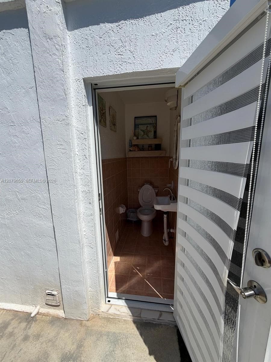 71 Coral Dr photo 29