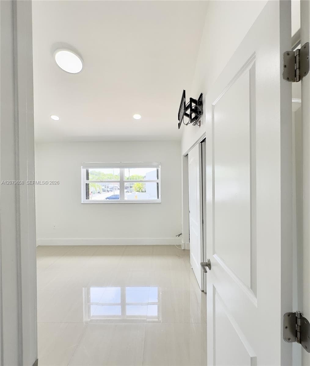8010 SW 152nd Ave #211 photo 16