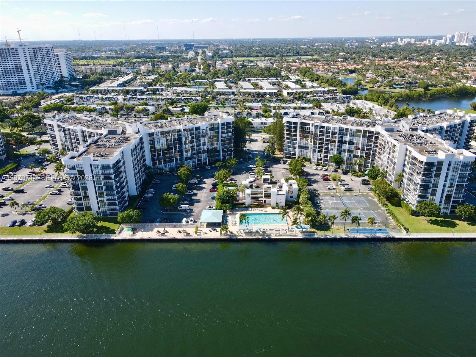 Oceanview Park · #925 in Hallandale Beach - Photo 28