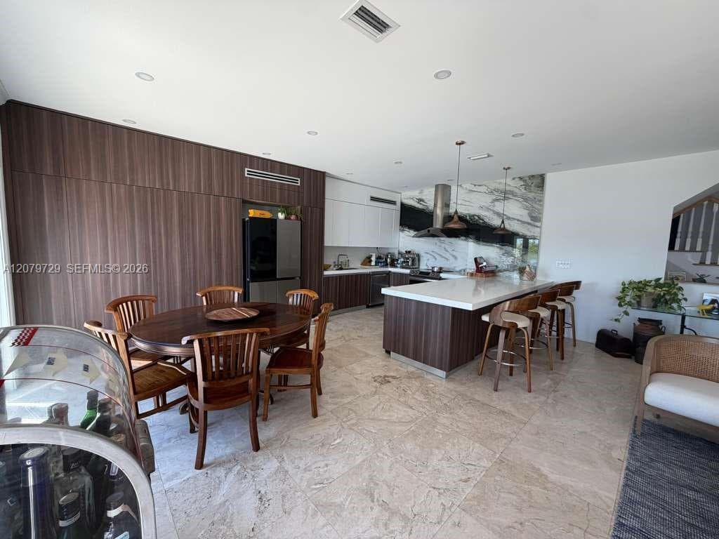 8031 NE Bayshore Ct #8031 photo 2