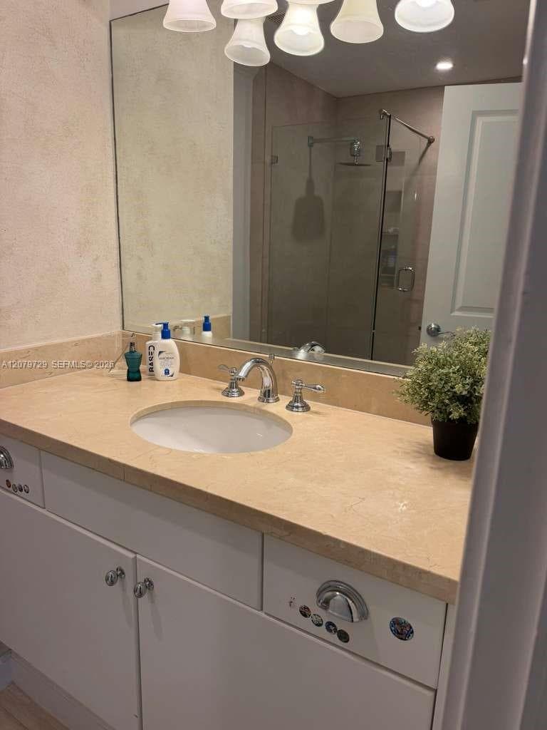 8031 NE Bayshore Ct #8031 photo 11