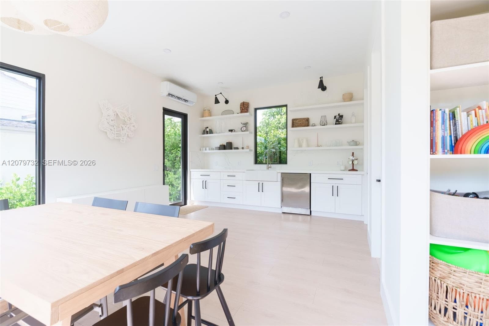 Guest house's living room & kitchen