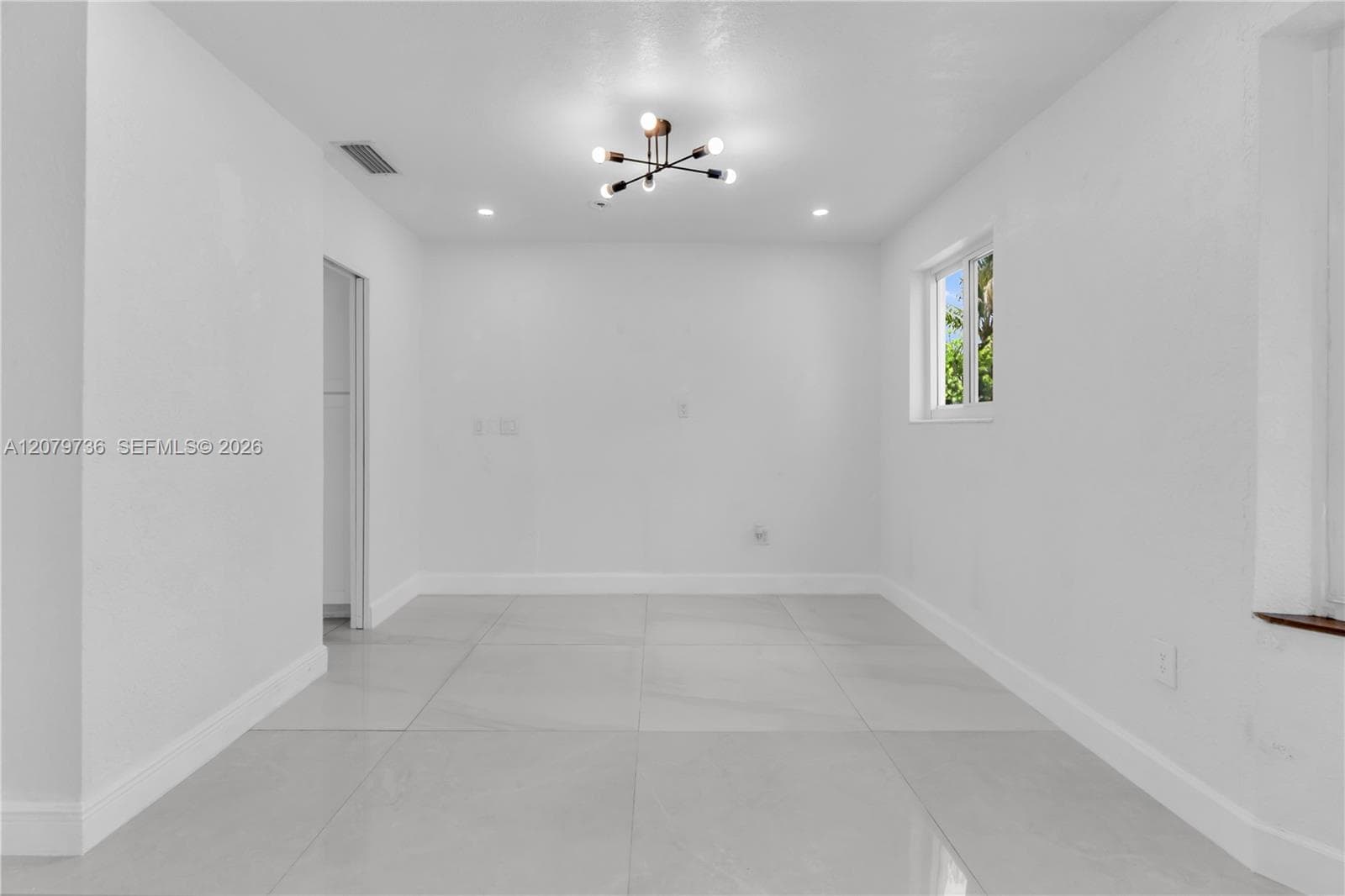 9450 SW 25th Dr photo 7