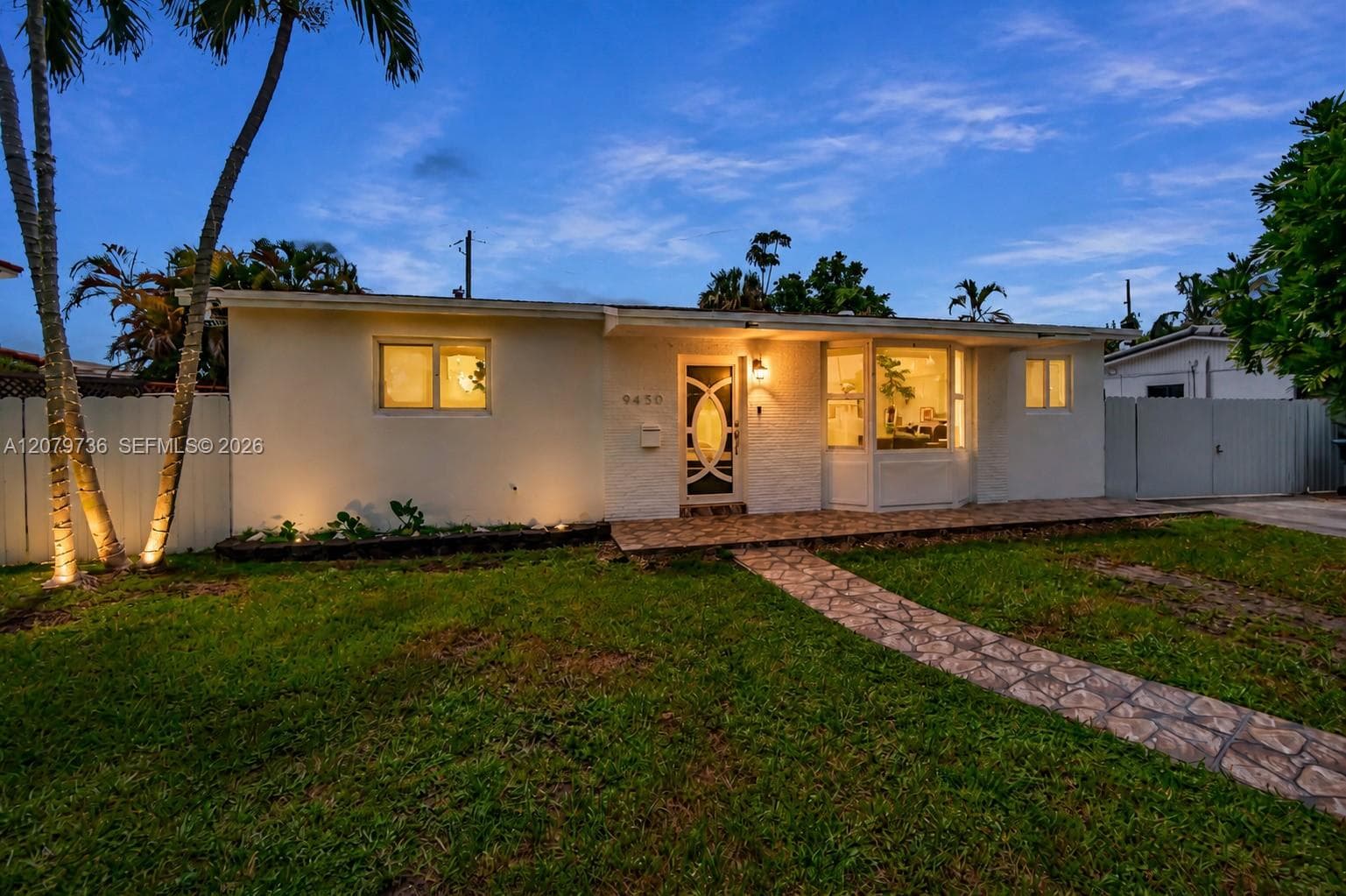 9450 SW 25th Dr photo 3