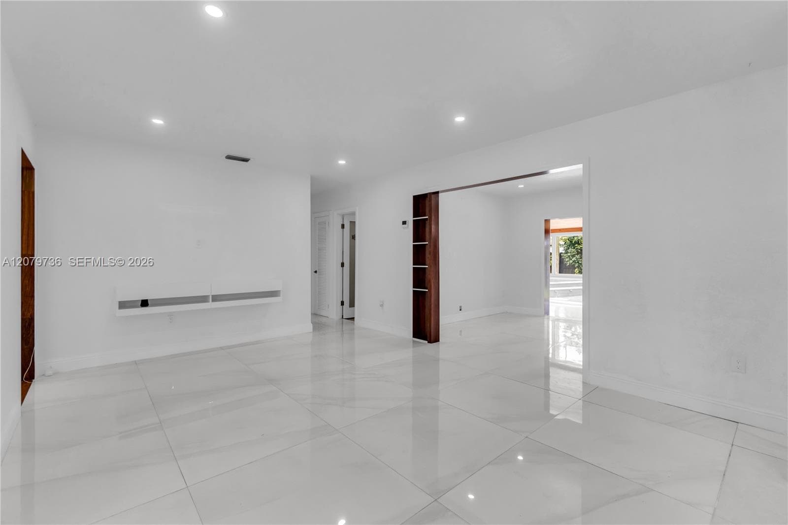 9450 SW 25th Dr photo 9