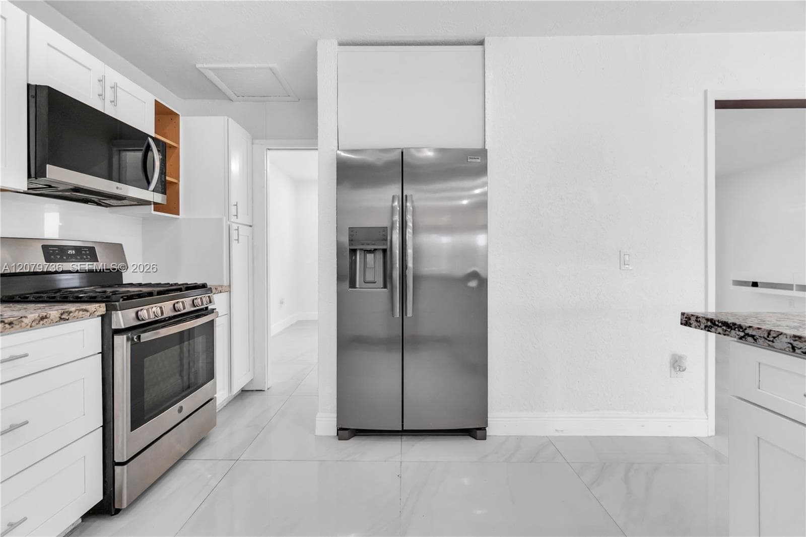 9450 SW 25th Dr photo 14