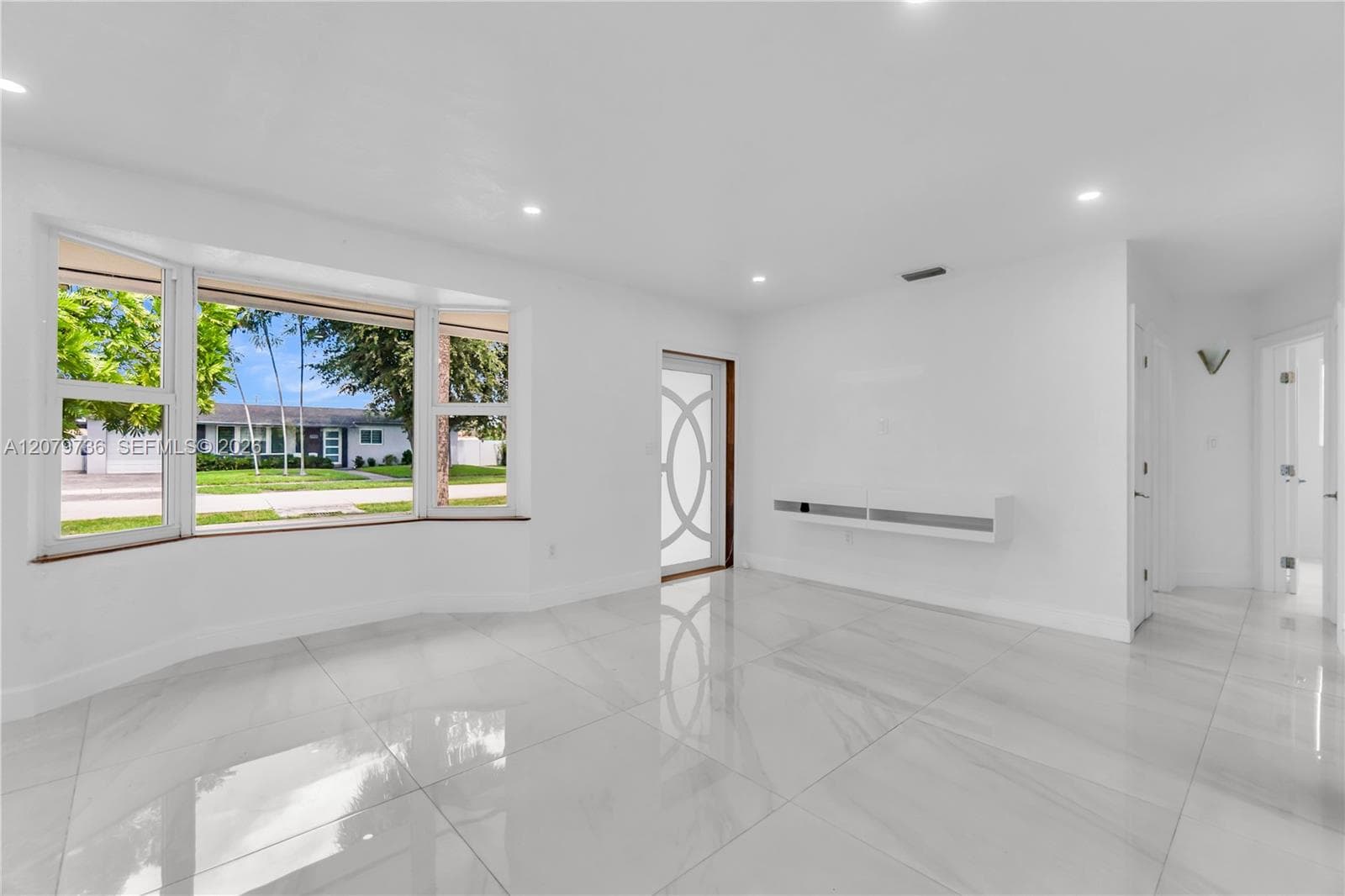 9450 SW 25th Dr photo 8