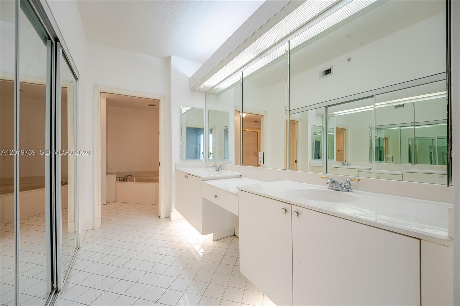 DORAL ISLES CAPTIVE · #102 in Doral - Photo 10
