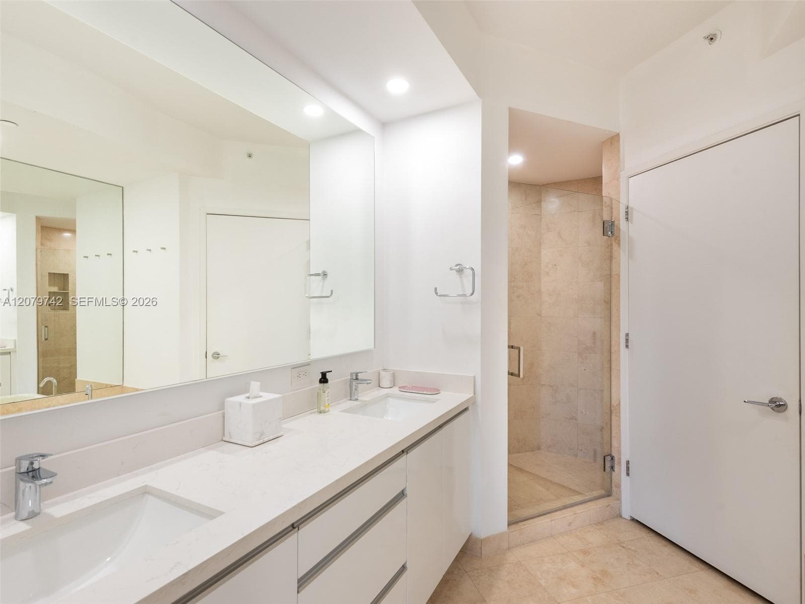 RESORT VILLA ONE CONDO · #506 in Key Biscayne - Photo 22