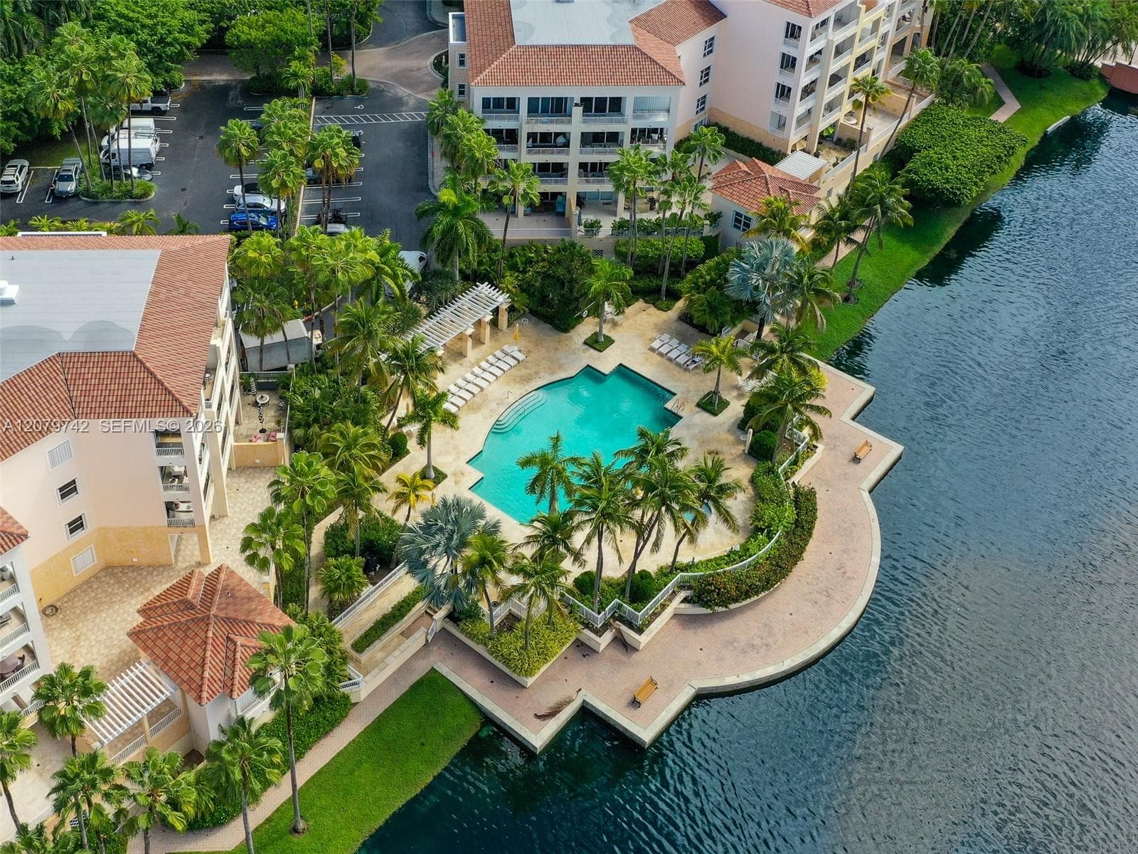 RESORT VILLA ONE CONDO · #506 in Key Biscayne - Photo 37