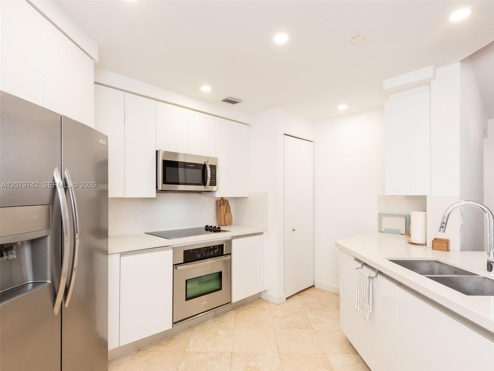 RESORT VILLA ONE CONDO · #506 in Key Biscayne - Photo 15
