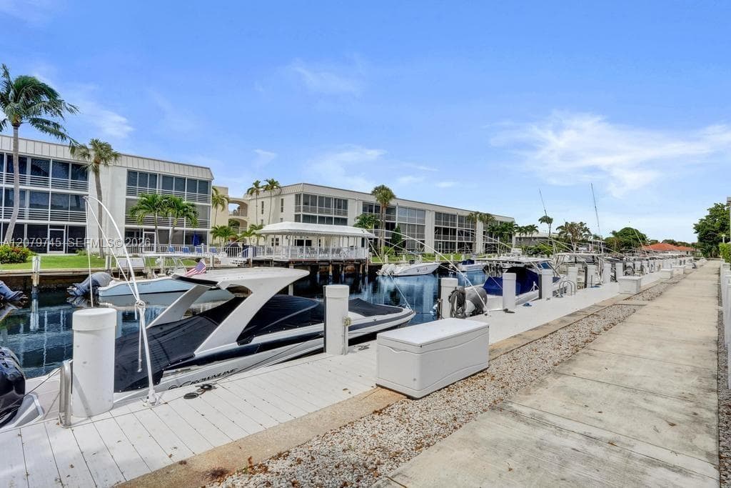 Inquiry for dock availability
