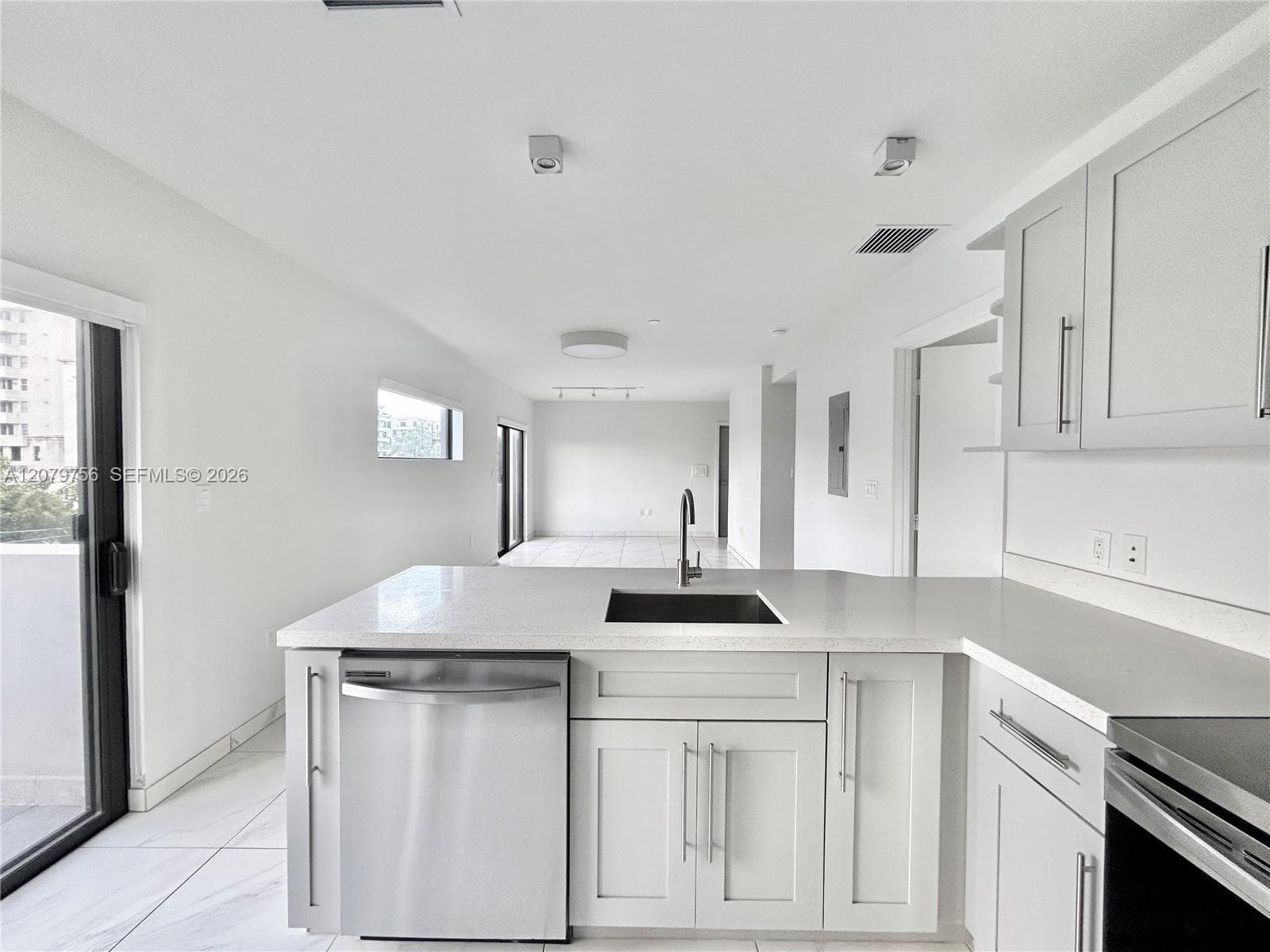 BRICKELL RIVERVIEW · #401 in Miami - Photo 5