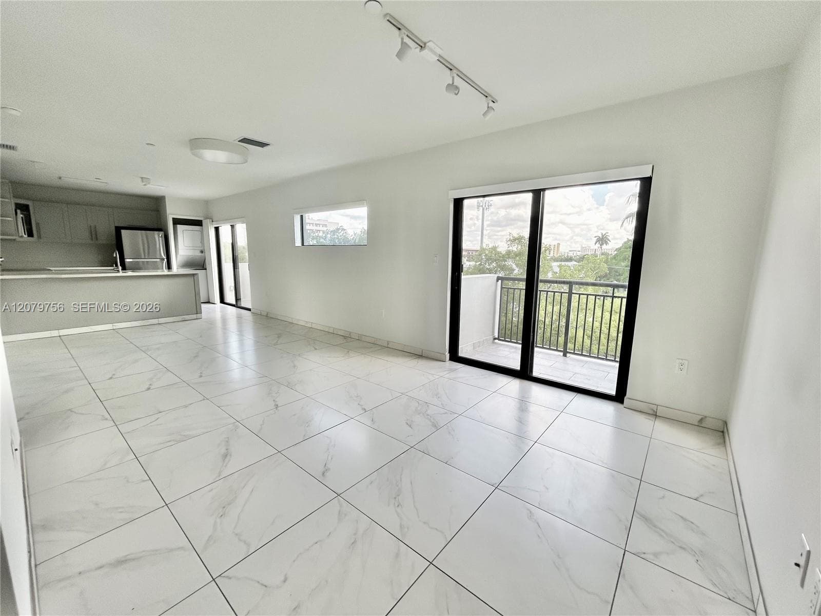 BRICKELL RIVERVIEW · #401 in Miami - Photo 9