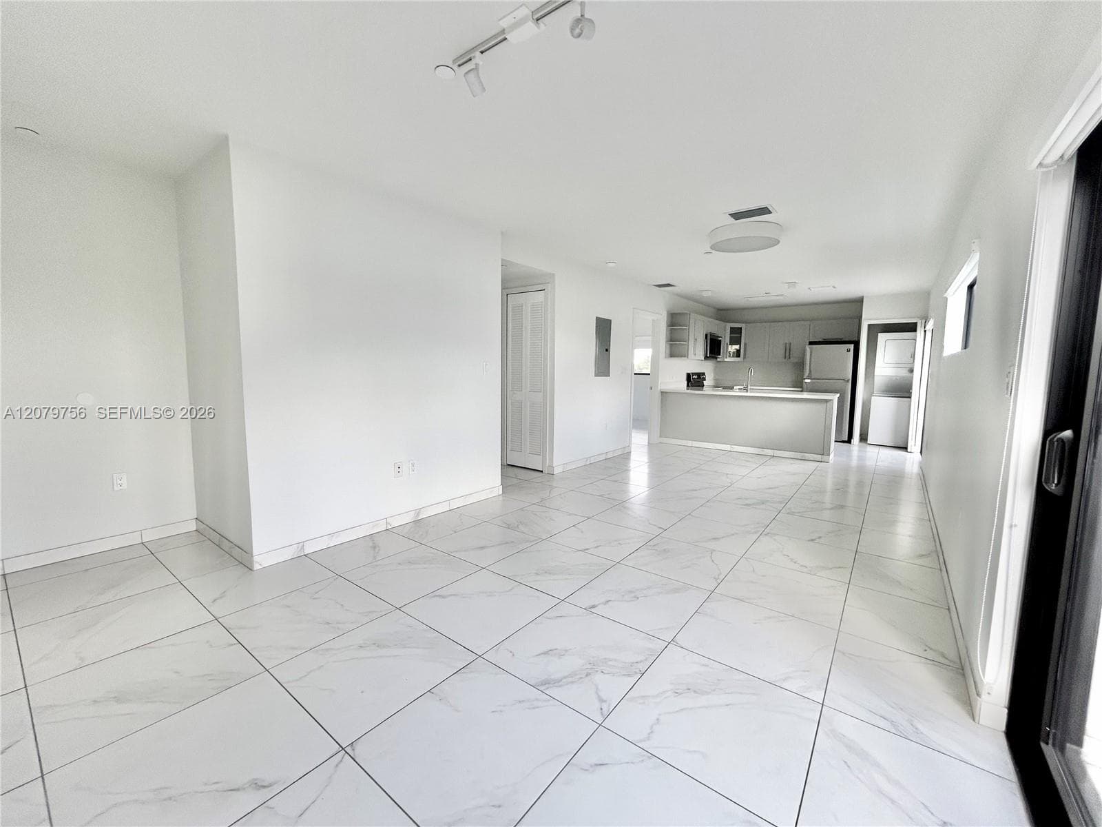 BRICKELL RIVERVIEW · #401 in Miami - Photo 10
