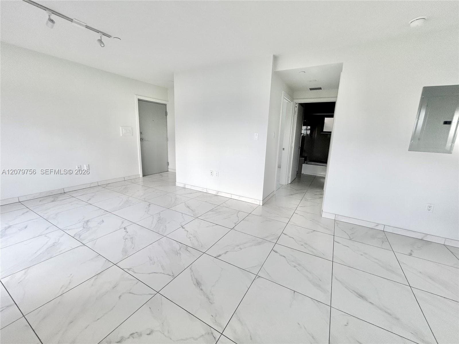 BRICKELL RIVERVIEW · #401 in Miami - Photo 11
