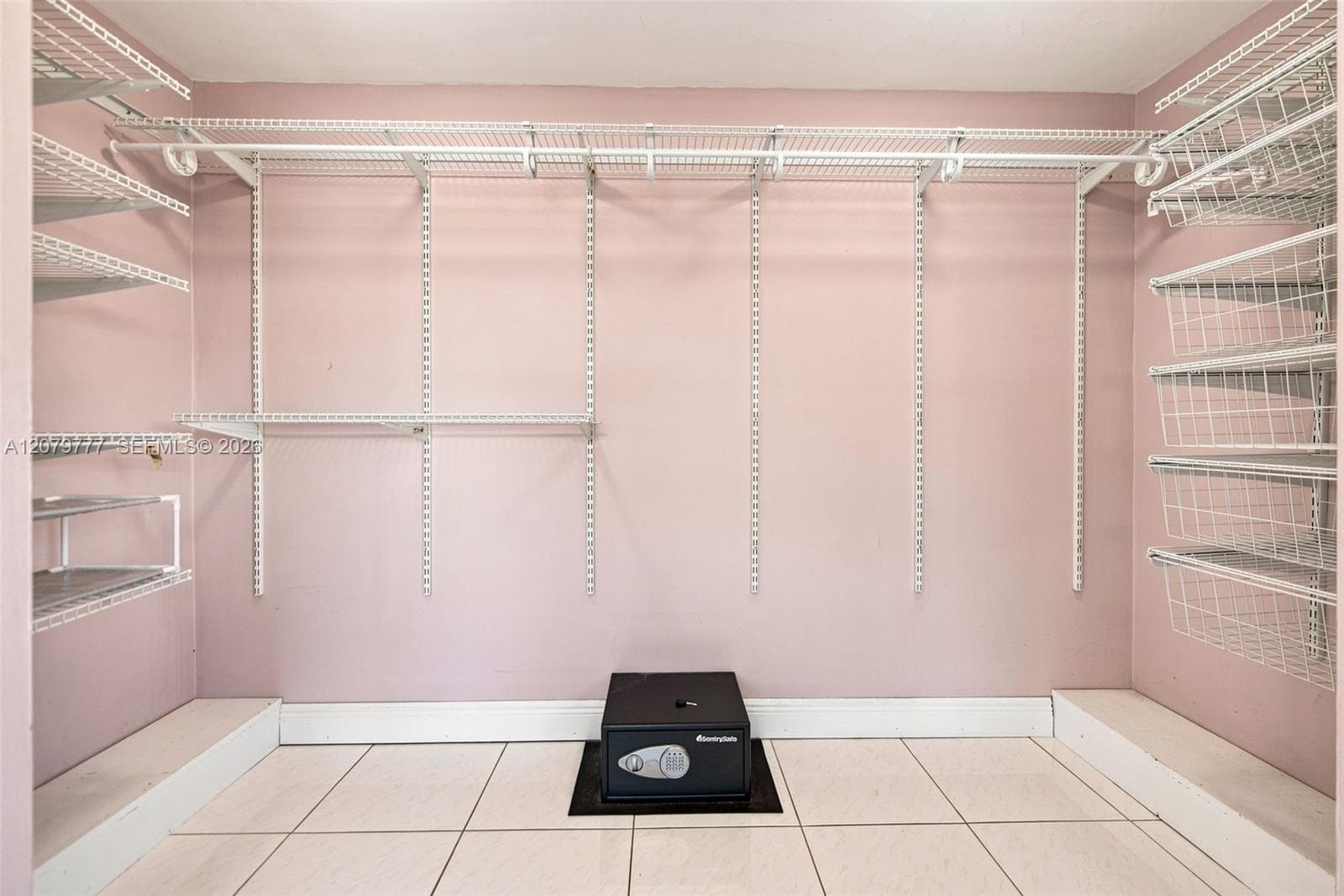 ELDORADO PLAZA WEST CONDO · #1D in Hallandale Beach - Photo 17