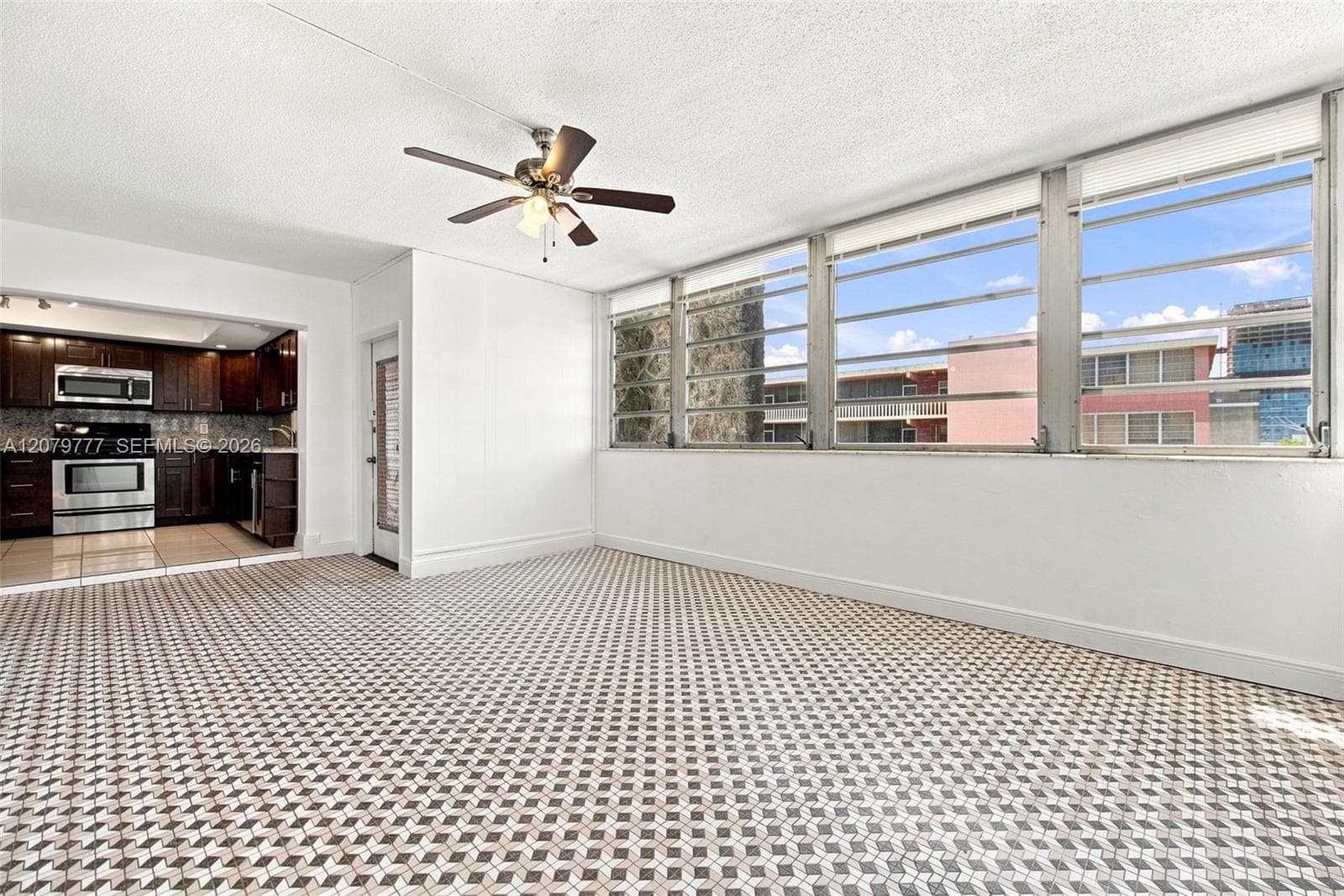 ELDORADO PLAZA WEST CONDO · #1D in Hallandale Beach - Photo 10