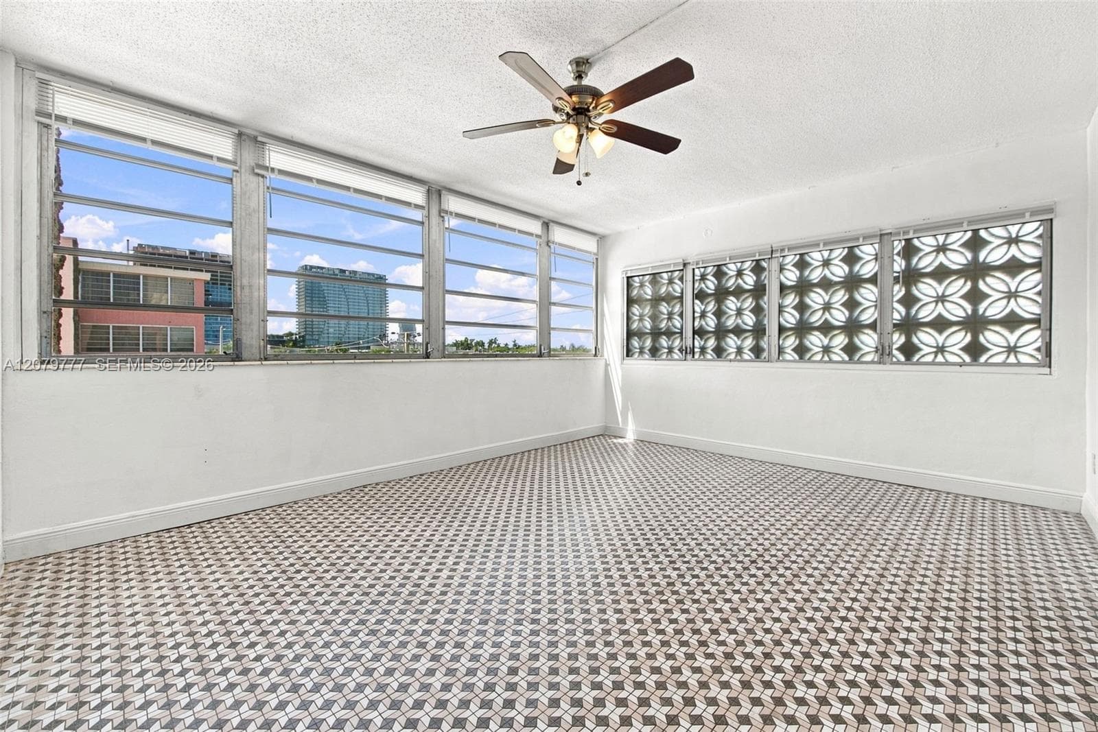 ELDORADO PLAZA WEST CONDO · #1D in Hallandale Beach - Photo 11