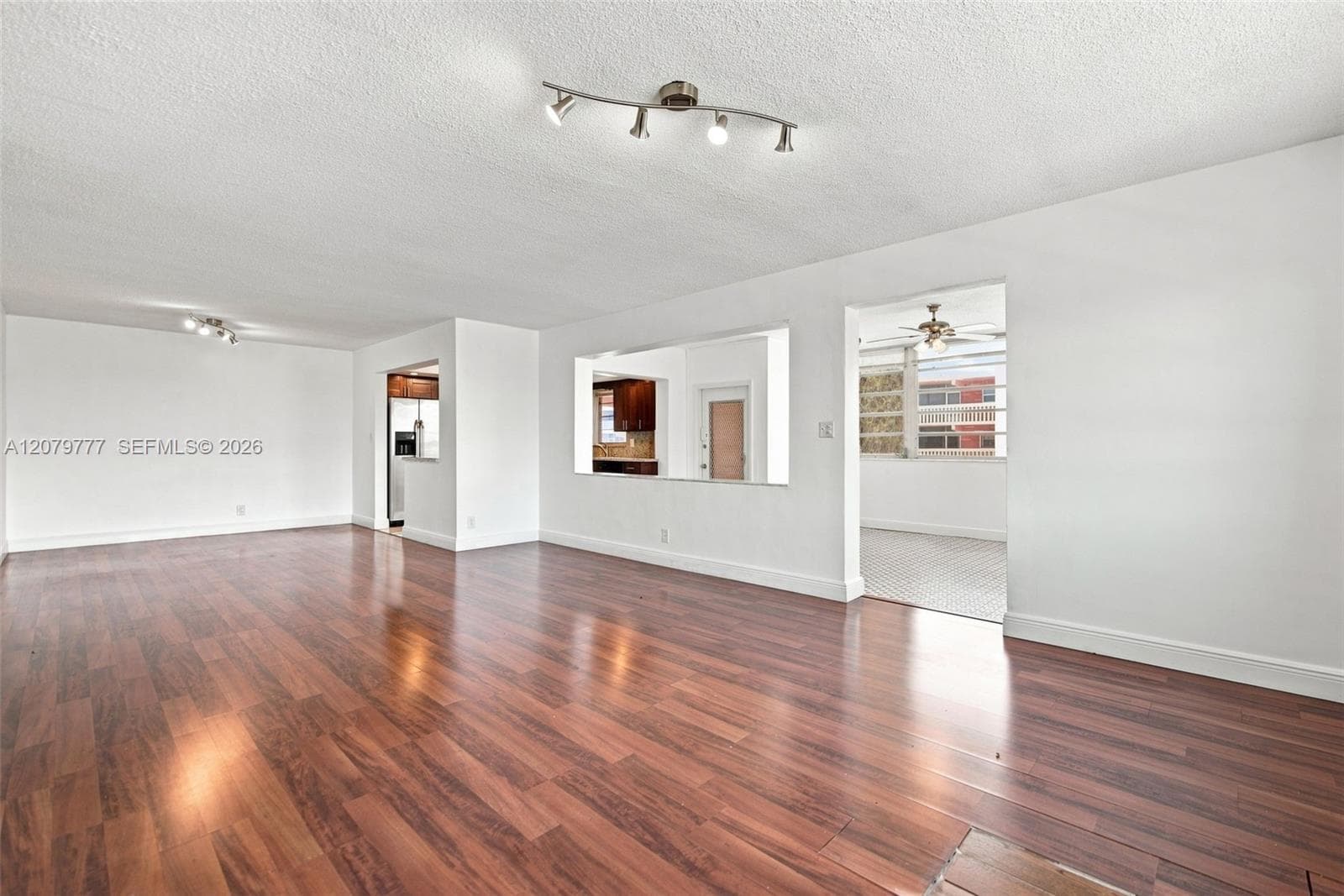 ELDORADO PLAZA WEST CONDO · #1D in Hallandale Beach - Photo 8