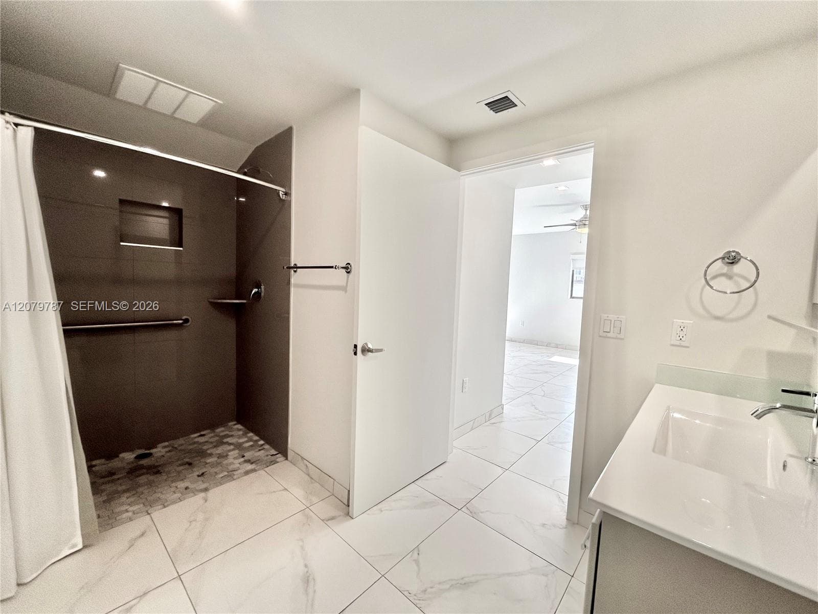BRICKELL RIVERVIEW · #404 in Miami - Photo 13