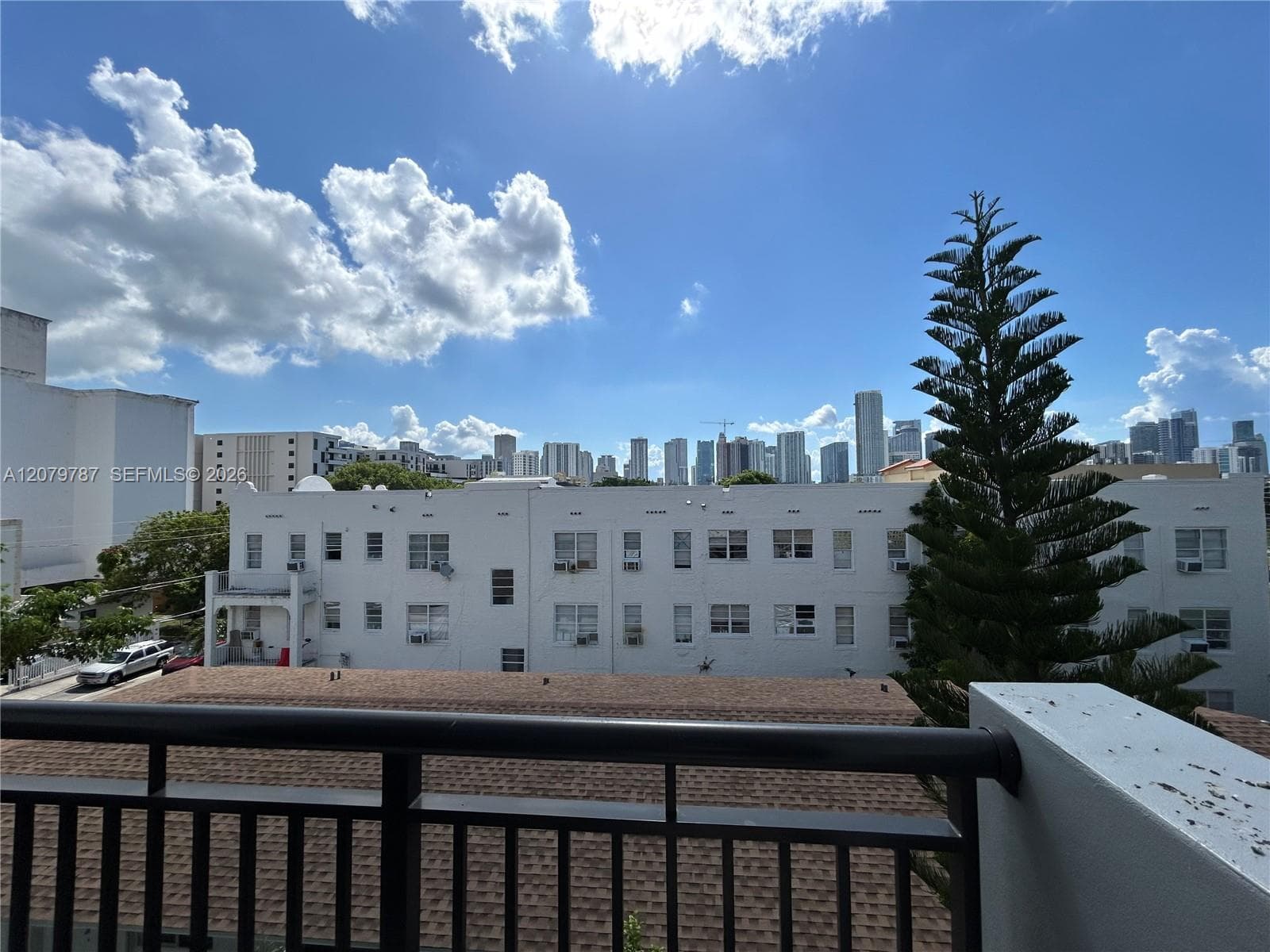 BRICKELL RIVERVIEW · #404 in Miami - Photo 17