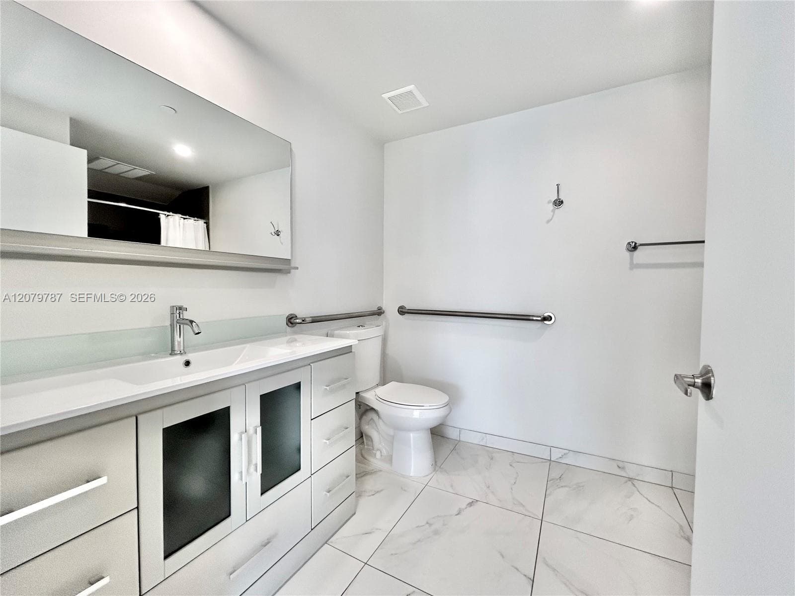 BRICKELL RIVERVIEW · #404 in Miami - Photo 10