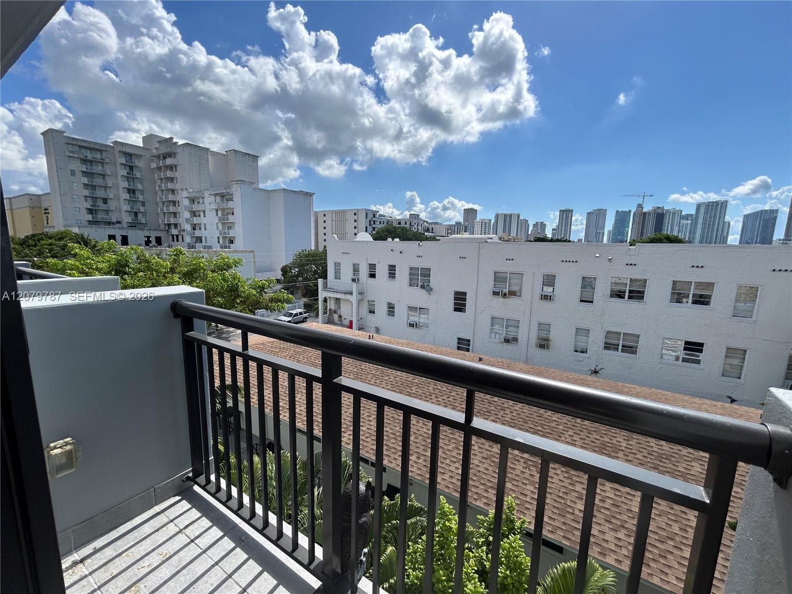 BRICKELL RIVERVIEW · #404 in Miami - Photo 15