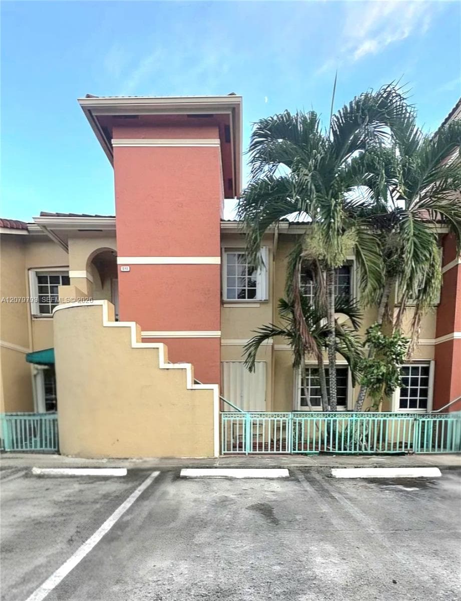 BONITA GOLF VIEW TOWNVILL · #510-5 in Hialeah - Photo 1