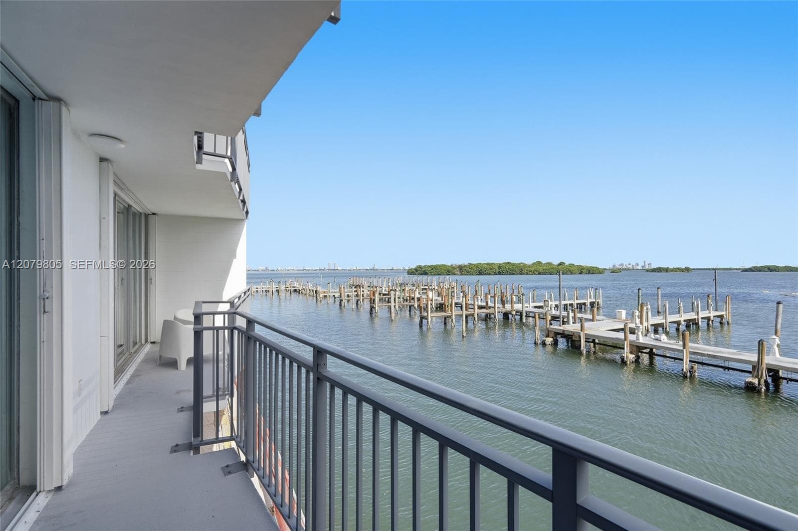 PALM BAY CONDOMINIUM · #2B in Miami - Photo 3