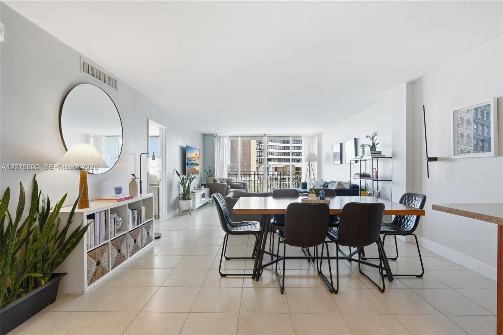 PALM BAY CONDOMINIUM · #2B in Miami - Photo 5